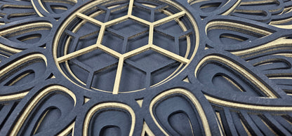 Mandala w Złocie i Czarnej Głębi