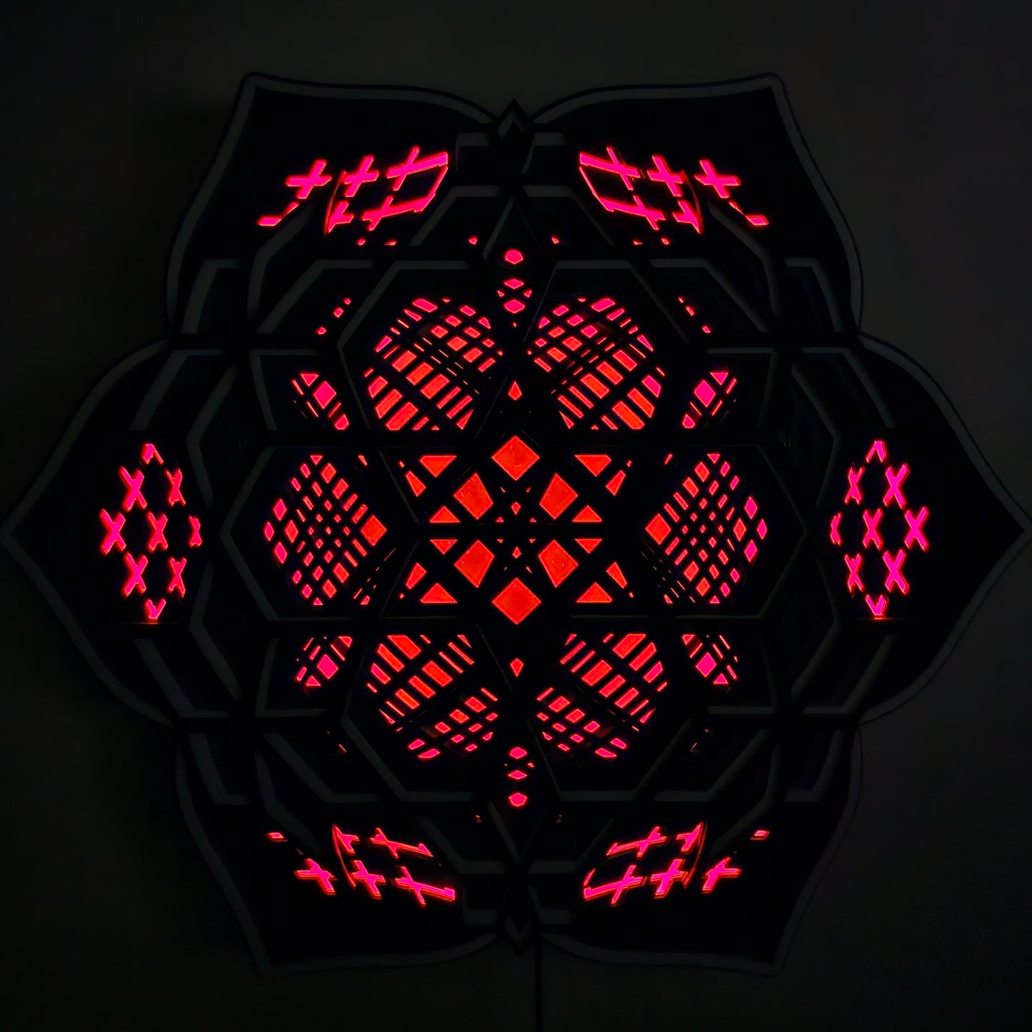 Geometryczna mandala LED